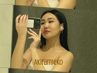 Akiramieko