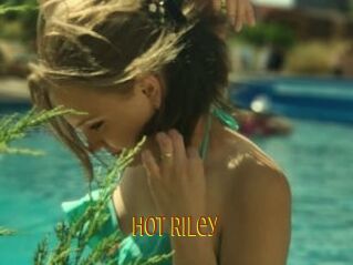 Hot_Riley